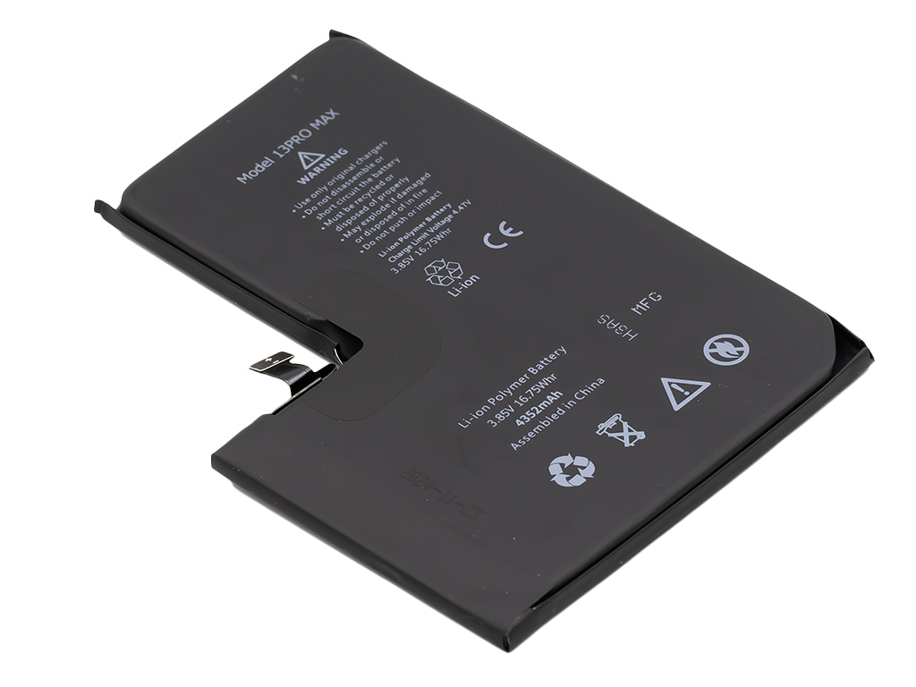 Detail náhradní baterie pro iPhone 13 Pro Max – kvalitní díl pro výměnu